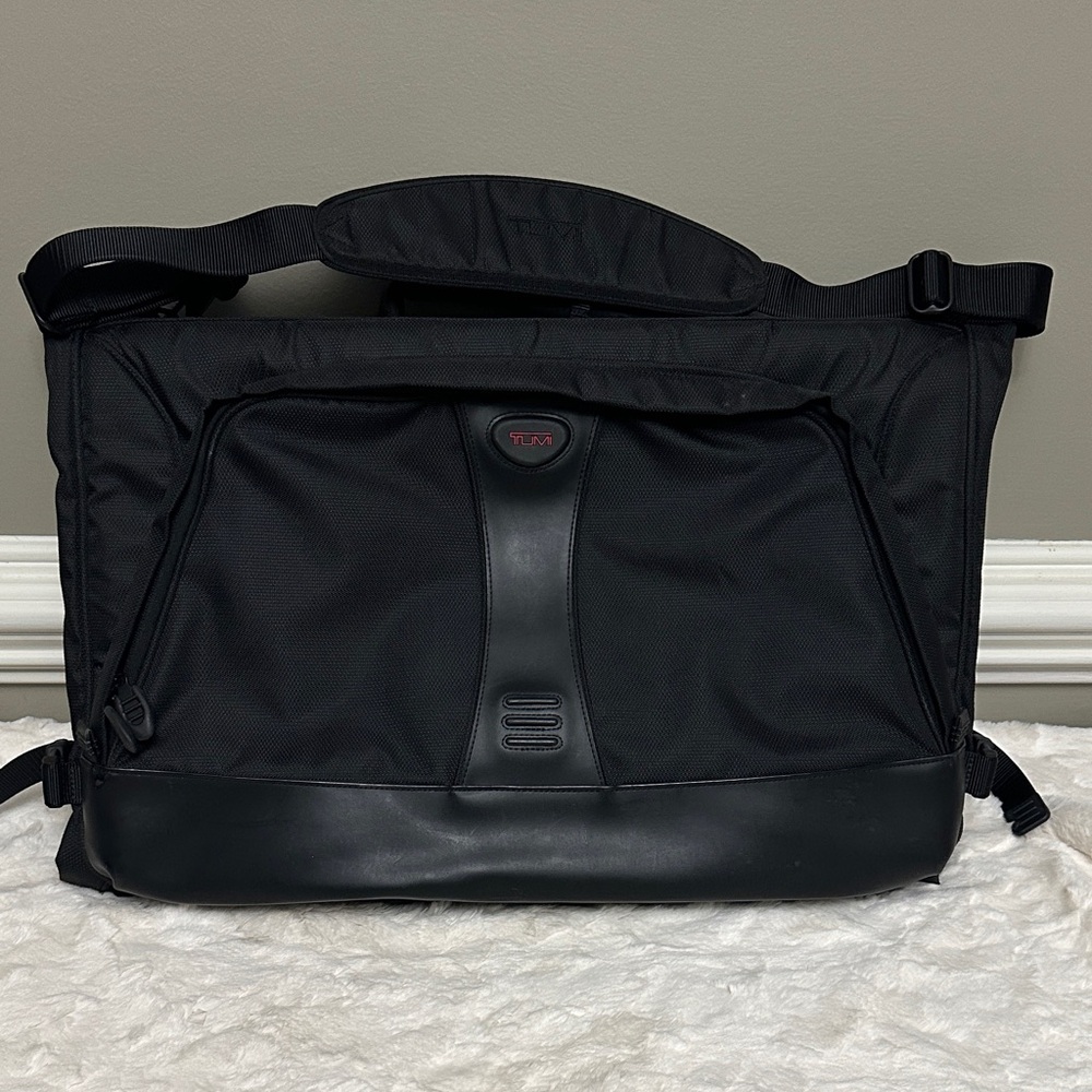 TUMI black T Tech trifold garment bag